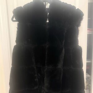 Belle Fare Premium Faux fur vest with hood